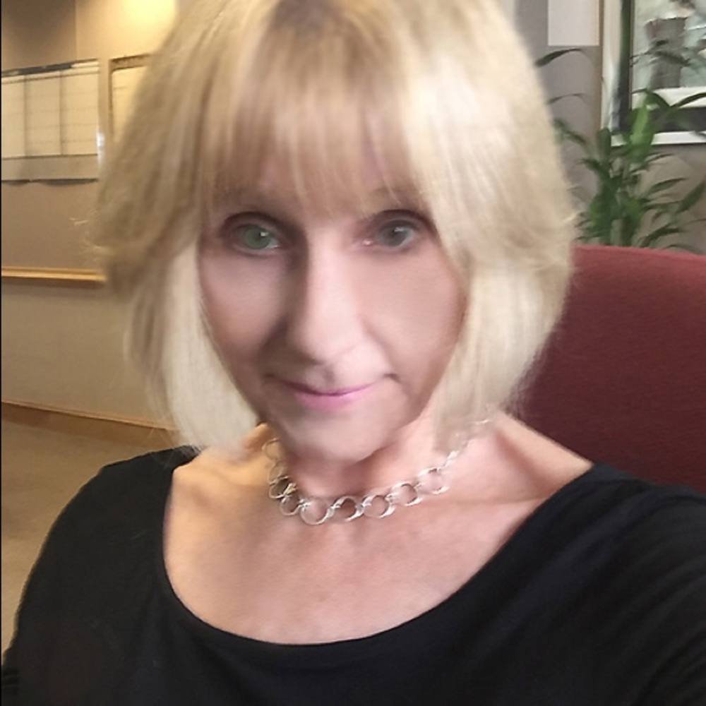 Meet your Posher, Michele